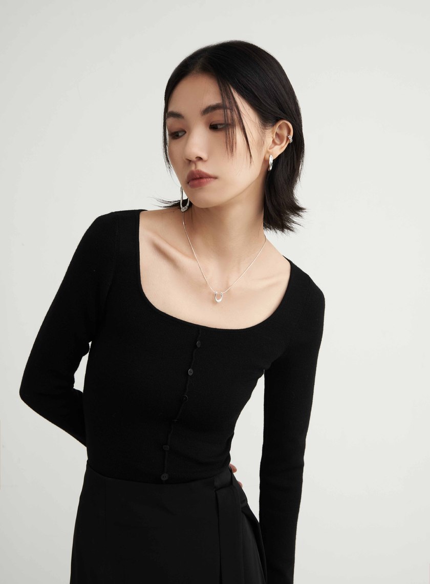 優雅方領羊毛長袖針織上衣